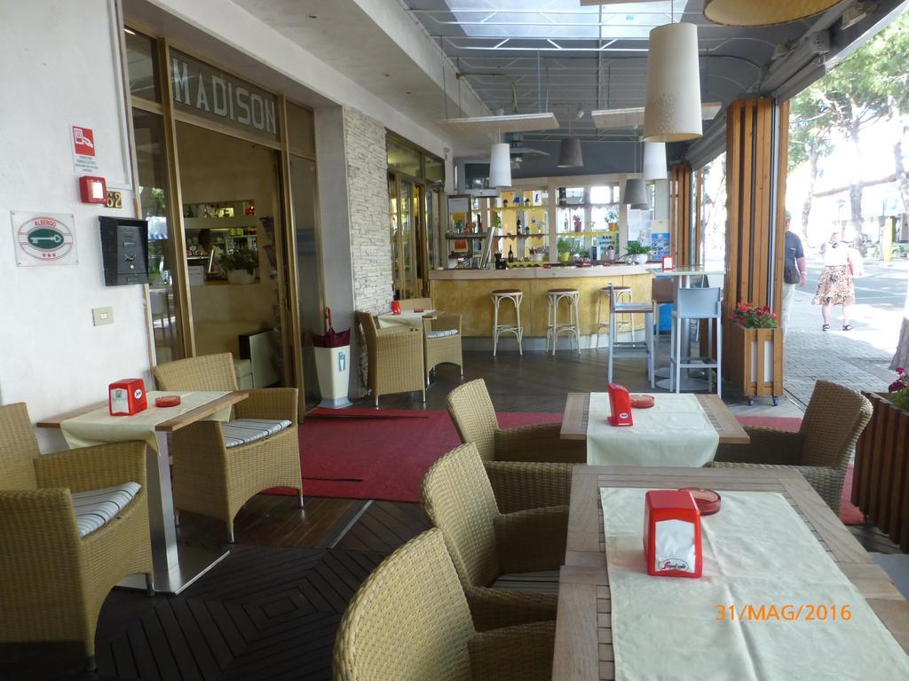 Hotel Madison Lido di Jesolo Exterior photo
