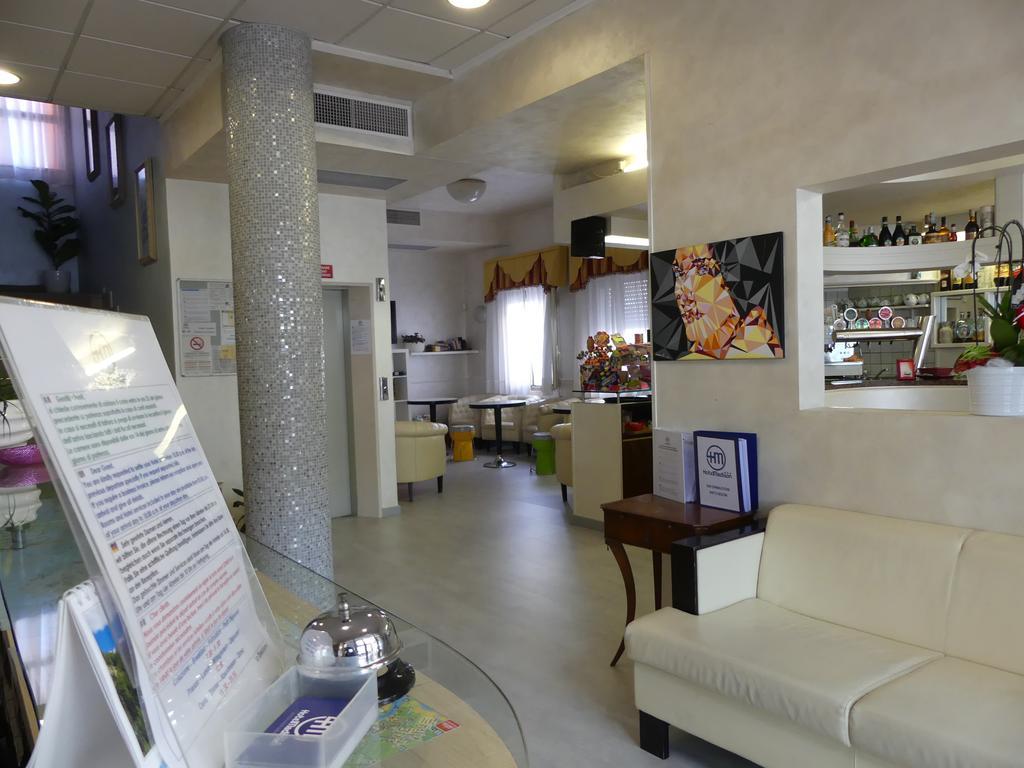 Hotel Madison Lido di Jesolo Exterior photo